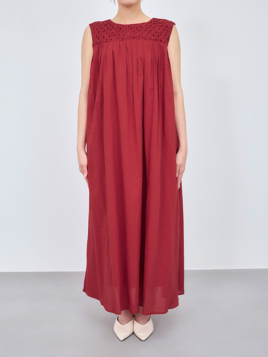 【手洗い可】【Made in India】スモッキングデザインワンピース-short & regular　[通常]