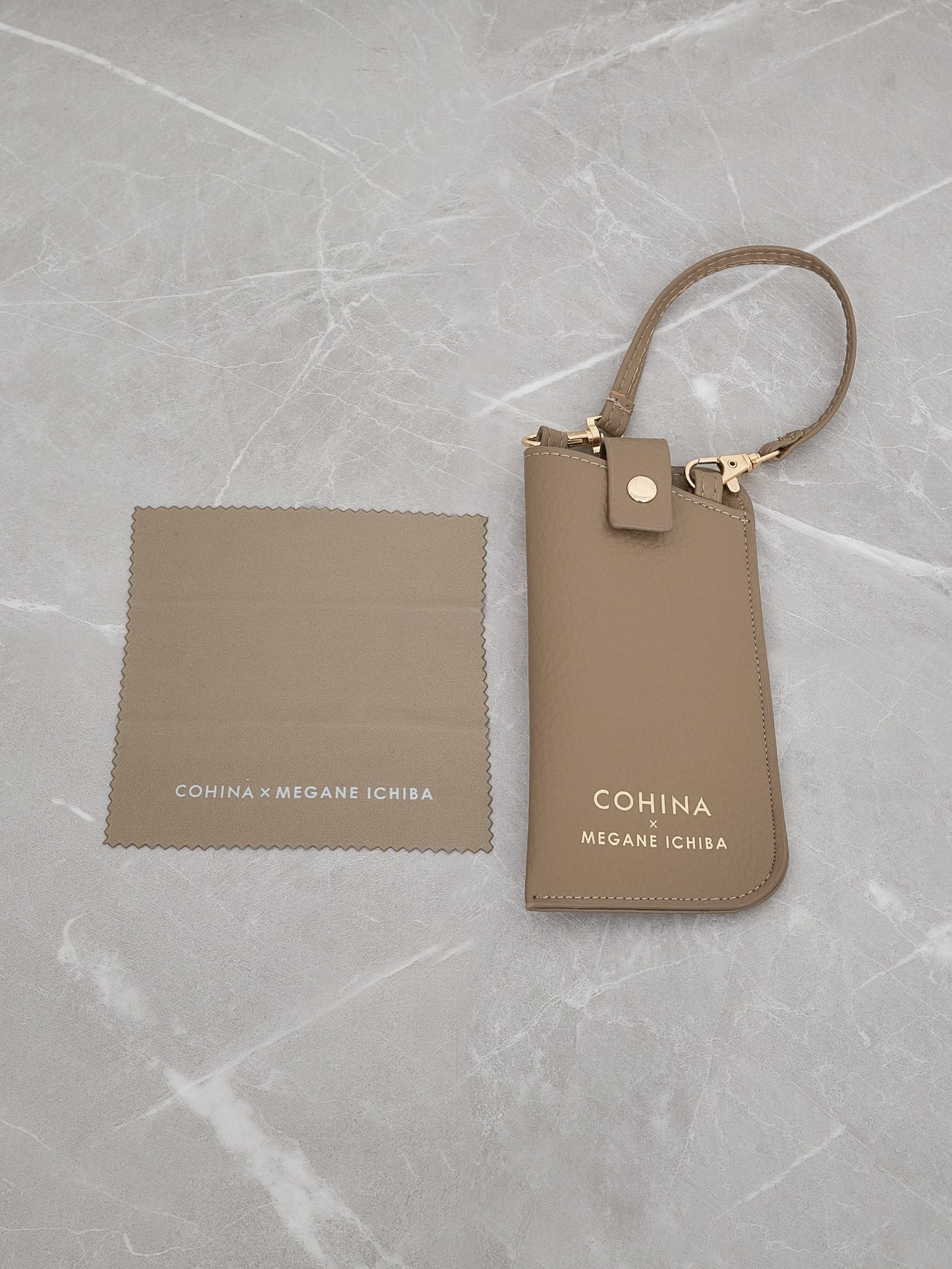 【COHINA×眼鏡市場】ボストン型 調光サングラス　[通常]