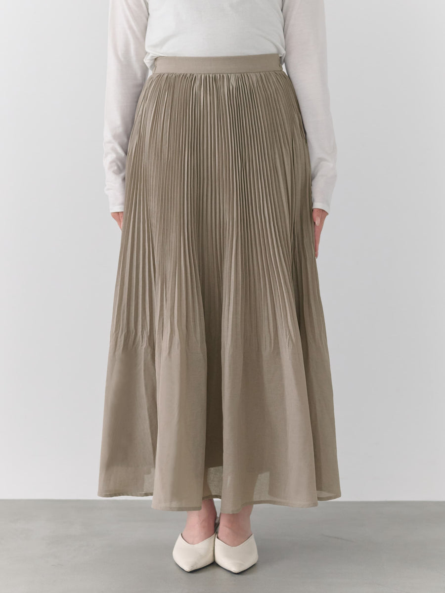 ※こちらが実物のカラーに一番お色味が近くなっております。（グレージュ）<br>149cm | B:77 W:60 H:83 股下:68.5 | regular-XS着用 (ヒールの高さ:3.5cm)