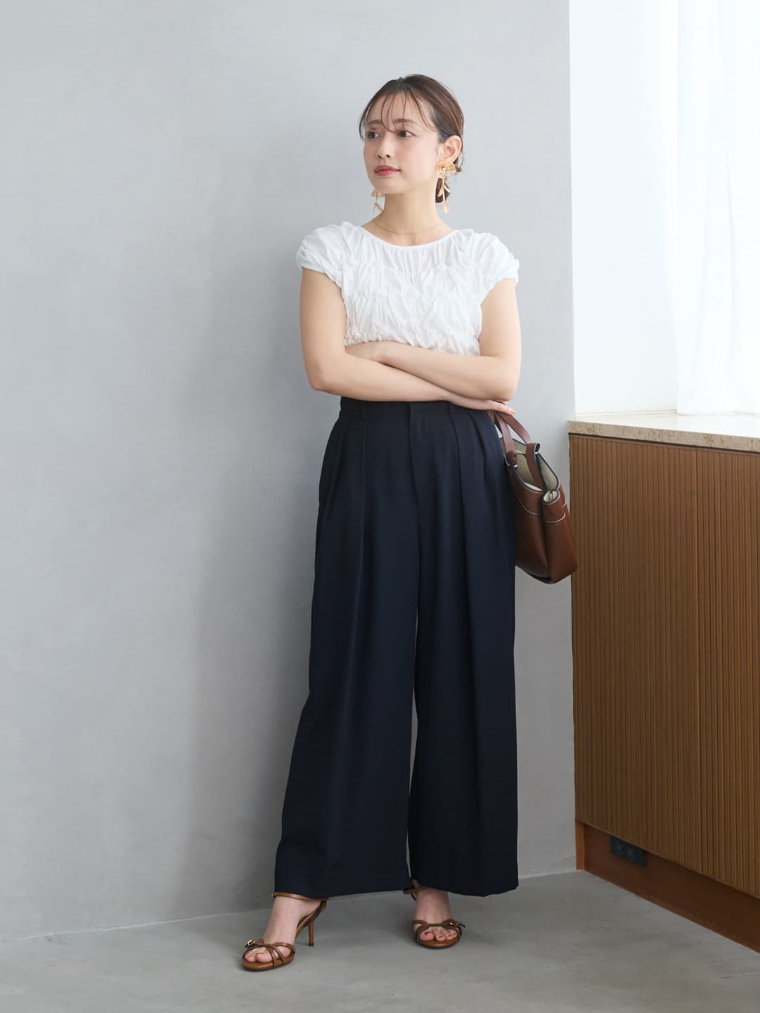 【COHINA】シャーリングカットトップス シャーリングカットトップス | 小柄・低身長女性向けファッション通販