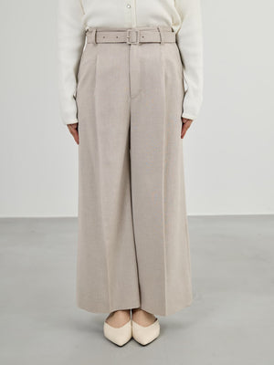 ※こちらが実物のカラーに一番お色味が近くなっております。（グレージュ）<br>143cm | B:73 W:60 H:81 股下:65 (ヒールの高さ: 3.5cm) 