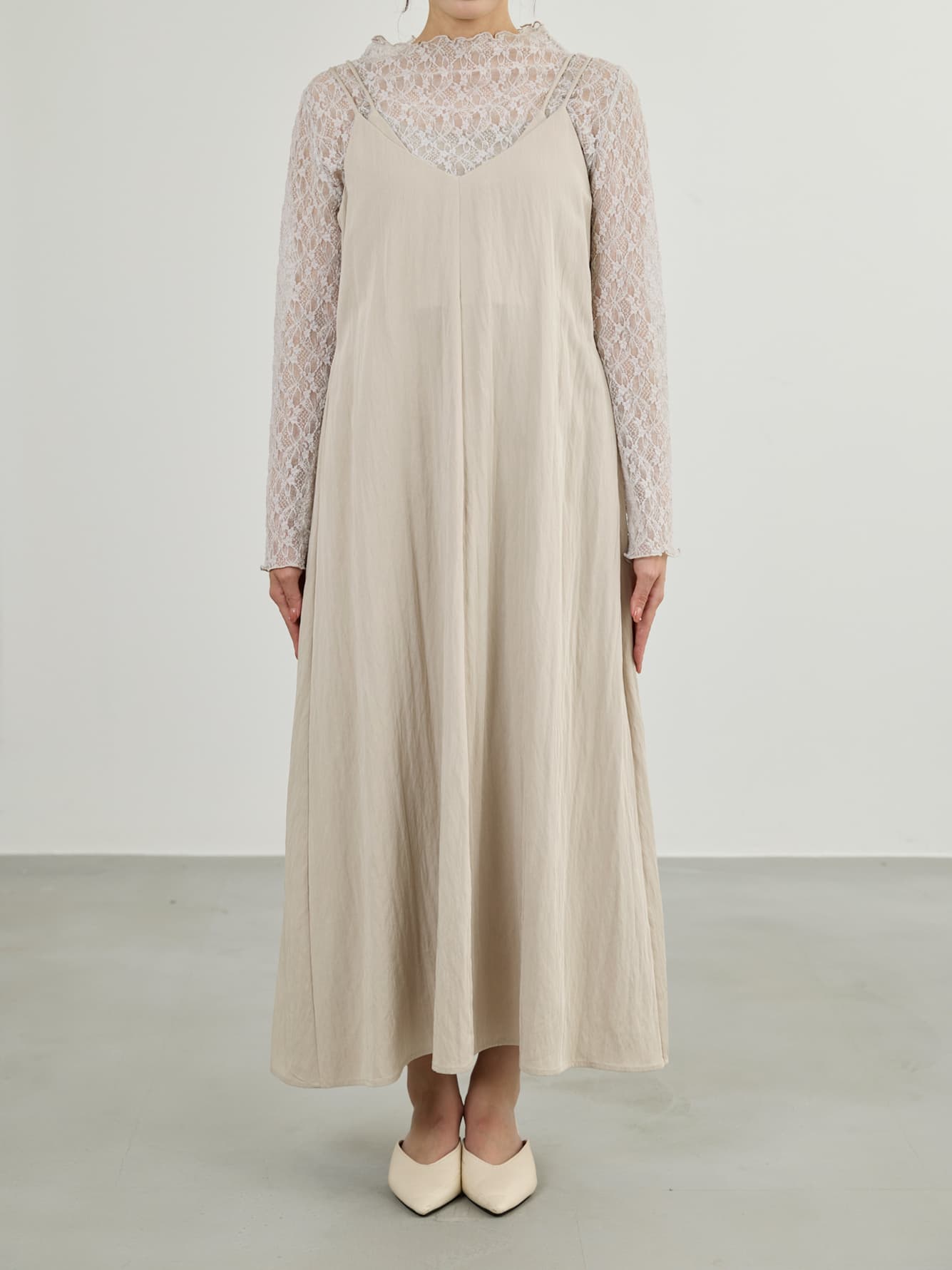 ※こちらが実物のカラーに一番お色味が近くなっております。（ベージュ）<br>149cm | B:77 W:60 H:83 股下:68.5 | regular着用 (ヒールの高さ: 3.5cm) 