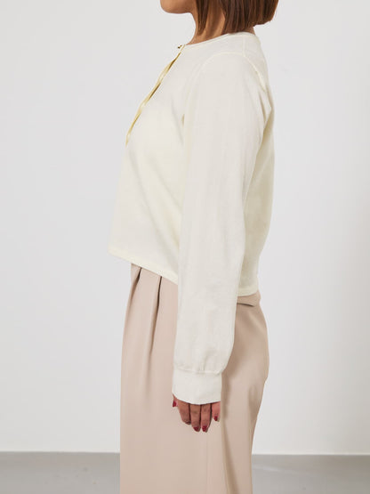 グロッシーゴールドボタンカーディガン　[通常]