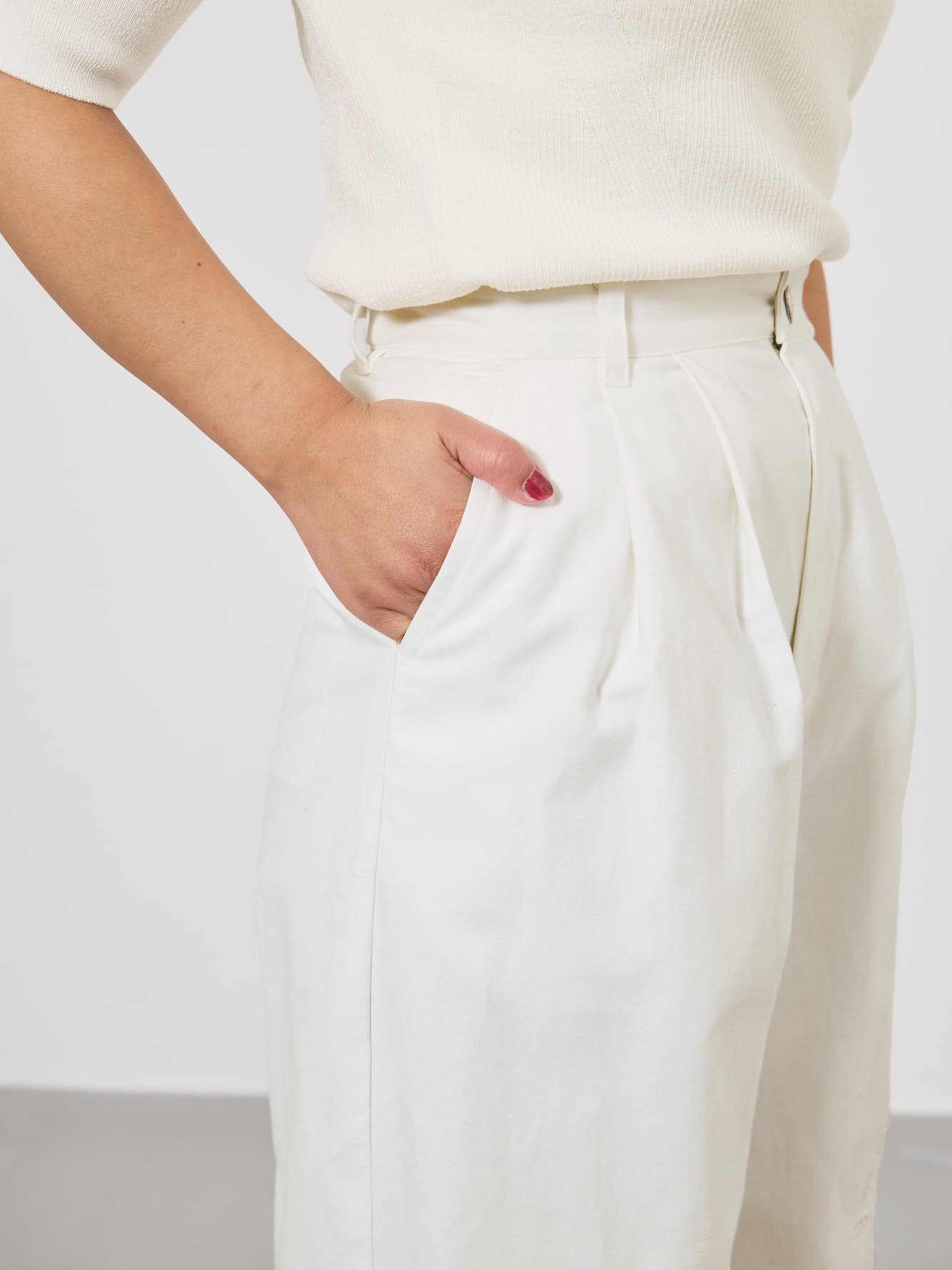 エンブロイダリーカーブタックパンツ-short & regular　[通常]