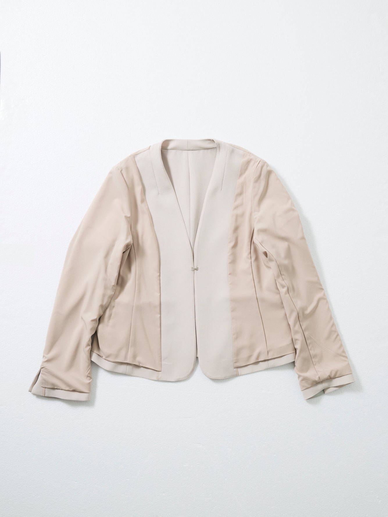 トリアセジョーゼットノーカラージャケット　[通常]