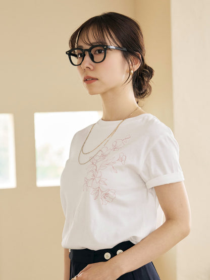 エンブロイダリーボタニカルＴシャツ　[通常]