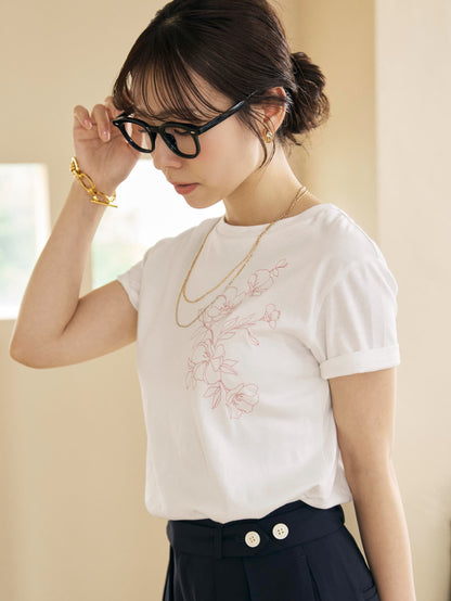 エンブロイダリーボタニカルＴシャツ　[通常]