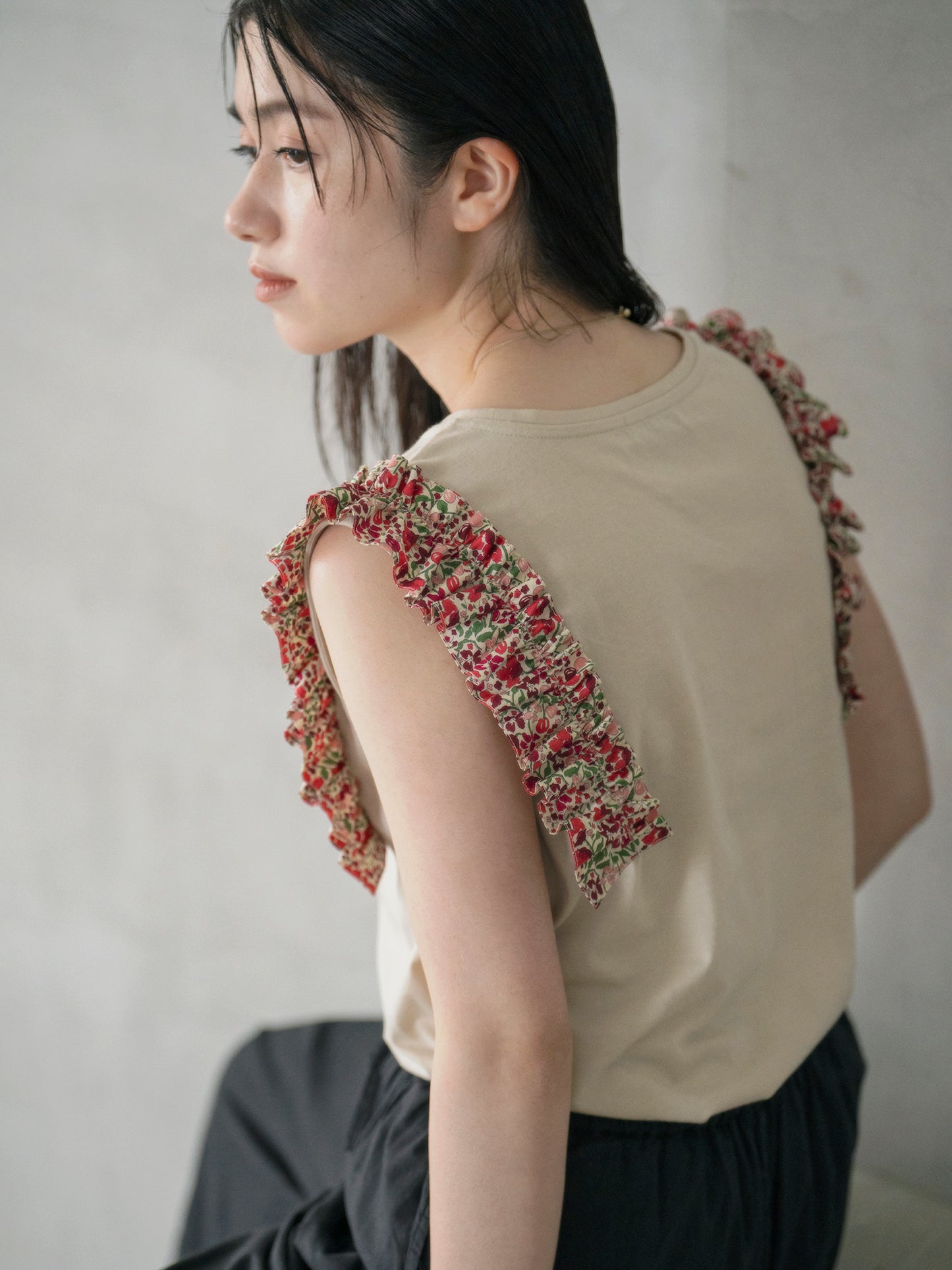 【COHINA MADE WITH LIBERTY FABRIC】フリルスリーブカットソー　[通常]