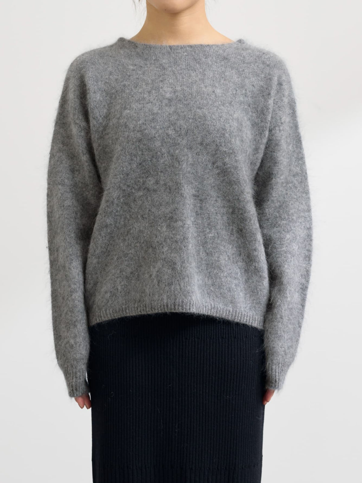 ※こちらが実物のカラーに一番お色味が近くなっております。（グレー）<br>143cm | B:78 W:59 H:82 股下:64  | ワンサイズ着用