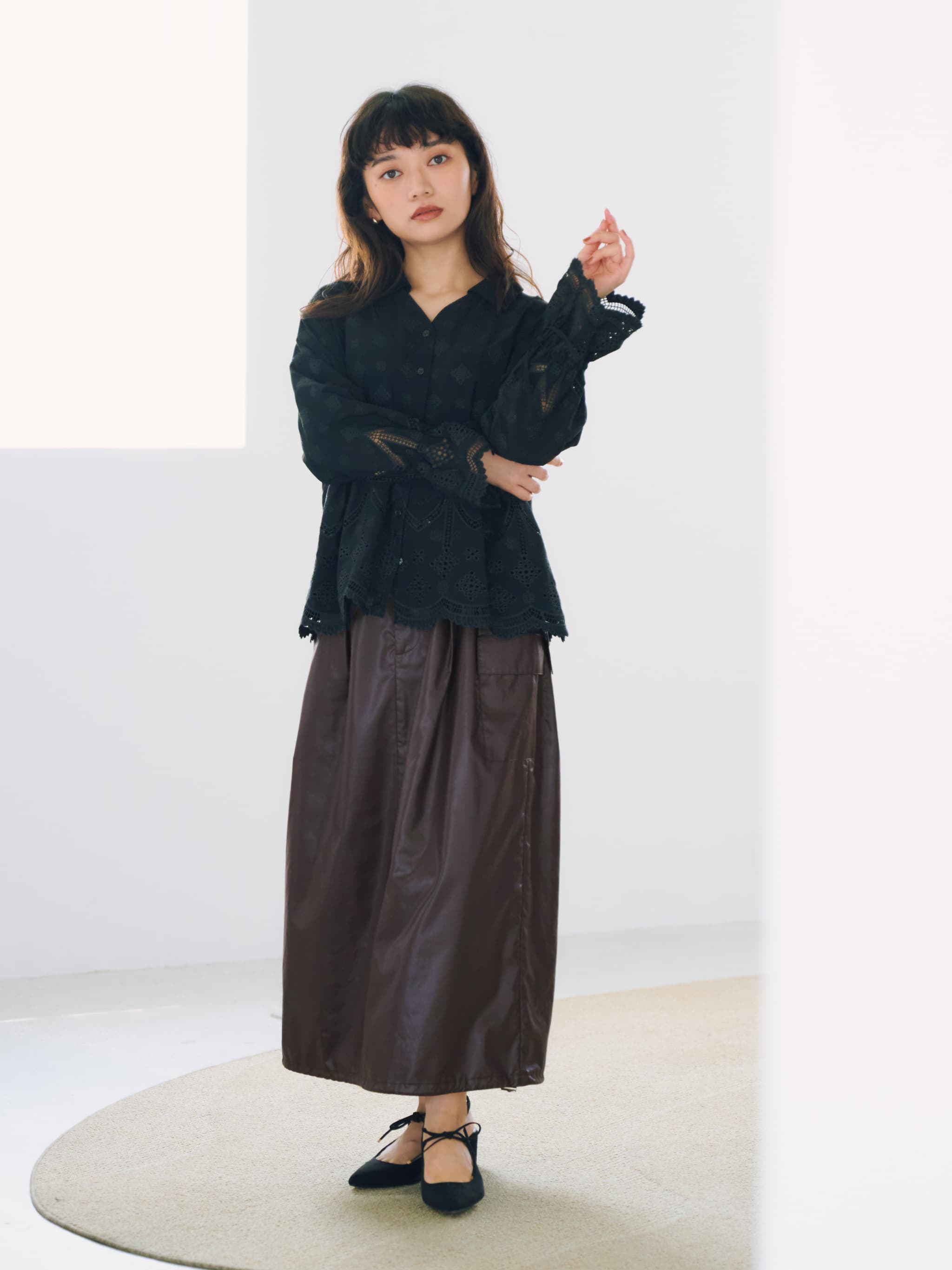 エンブロイダリーリボンスリーブブラウス | 小柄・低身長女性向け