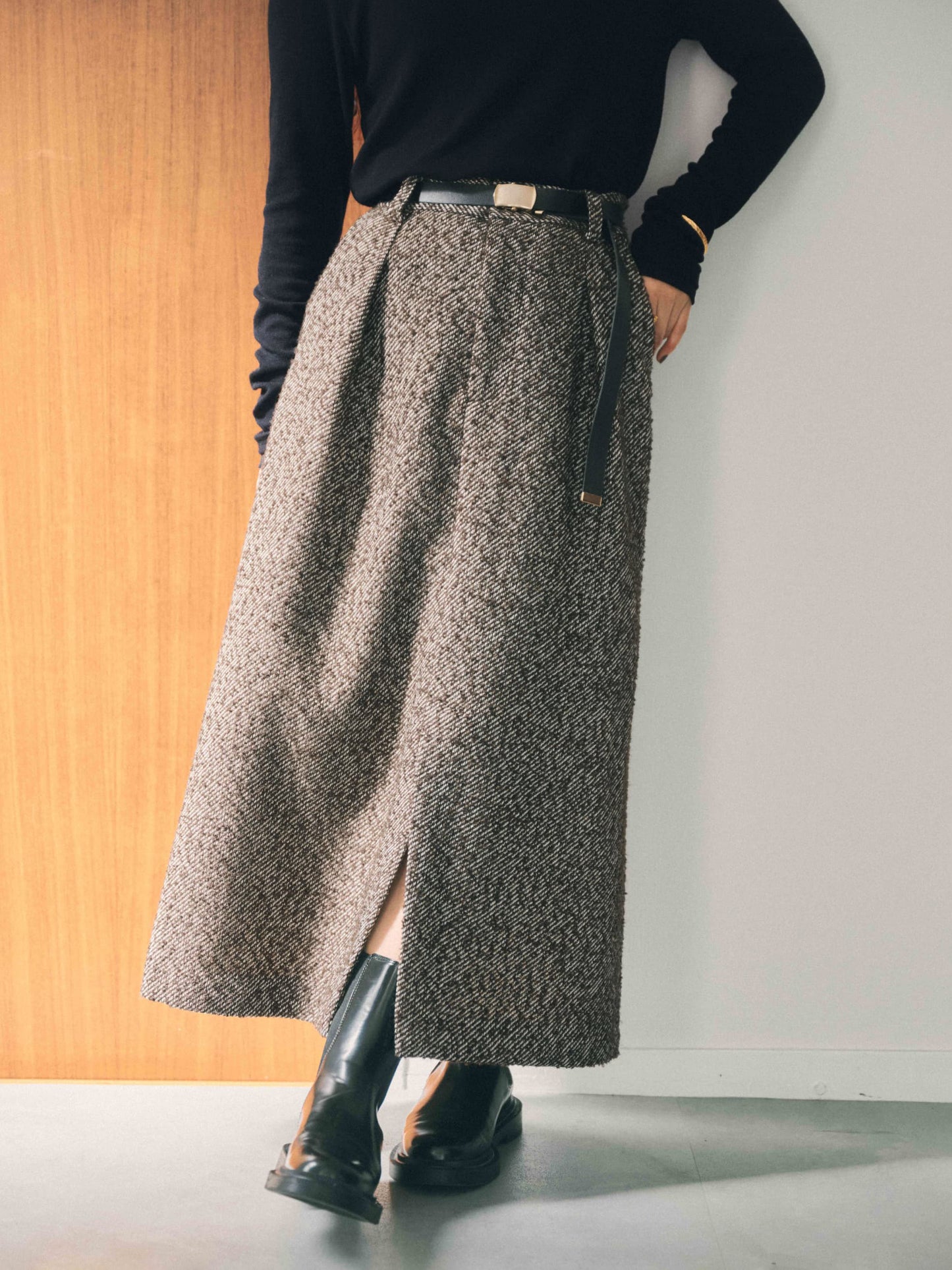 149cm | B:77 W:57 H:82 股下:67 | XS着用