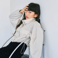 ライトベージュ