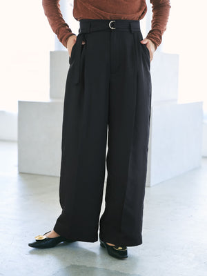 154cm | B:78 W:61 H:86 股下:67 | XS着用