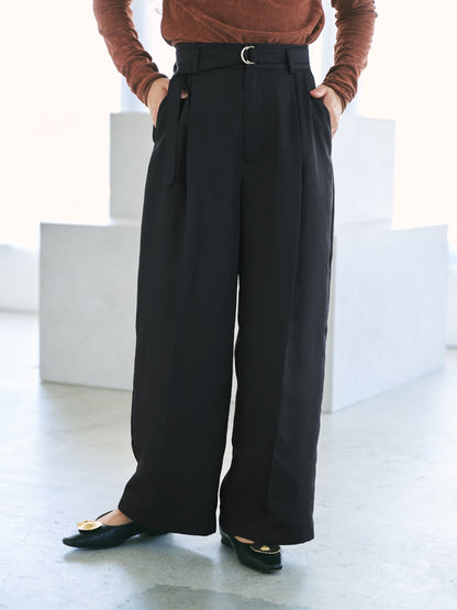 154cm | B:78 W:61 H:86 股下:67 | XS着用