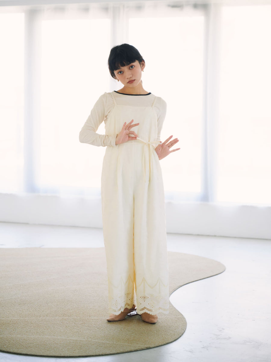 149cm | B:77 W:57 H:82 股下:67 | ワンサイズ着用