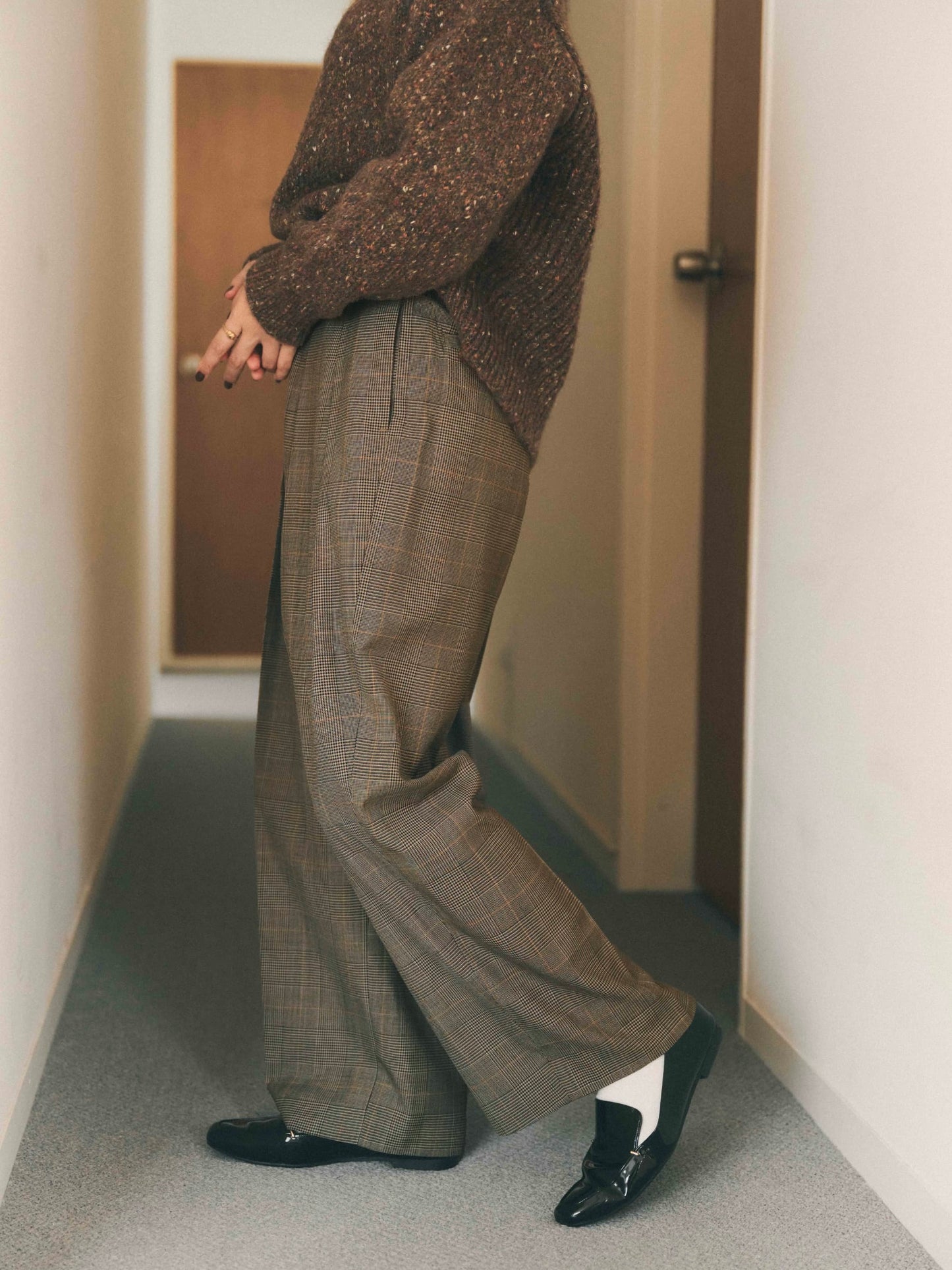 149cm | B:77 W:57 H:82 股下:67 | XS着用