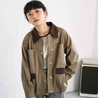 カーキグレージュ