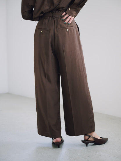 154cm | B:78 W:61 H:86 股下:67 | XS着用