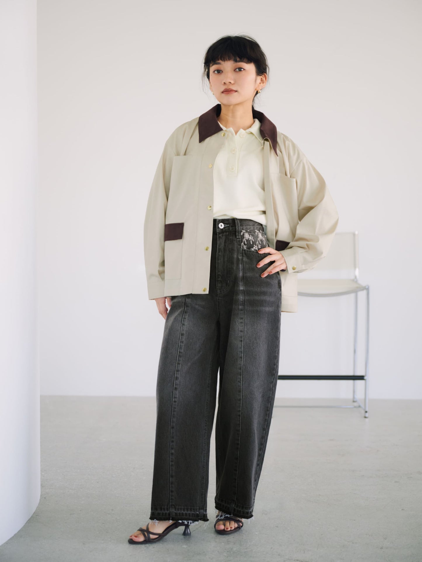 149cm | B:77 W:57 H:82 股下:67 | regular-XS着用