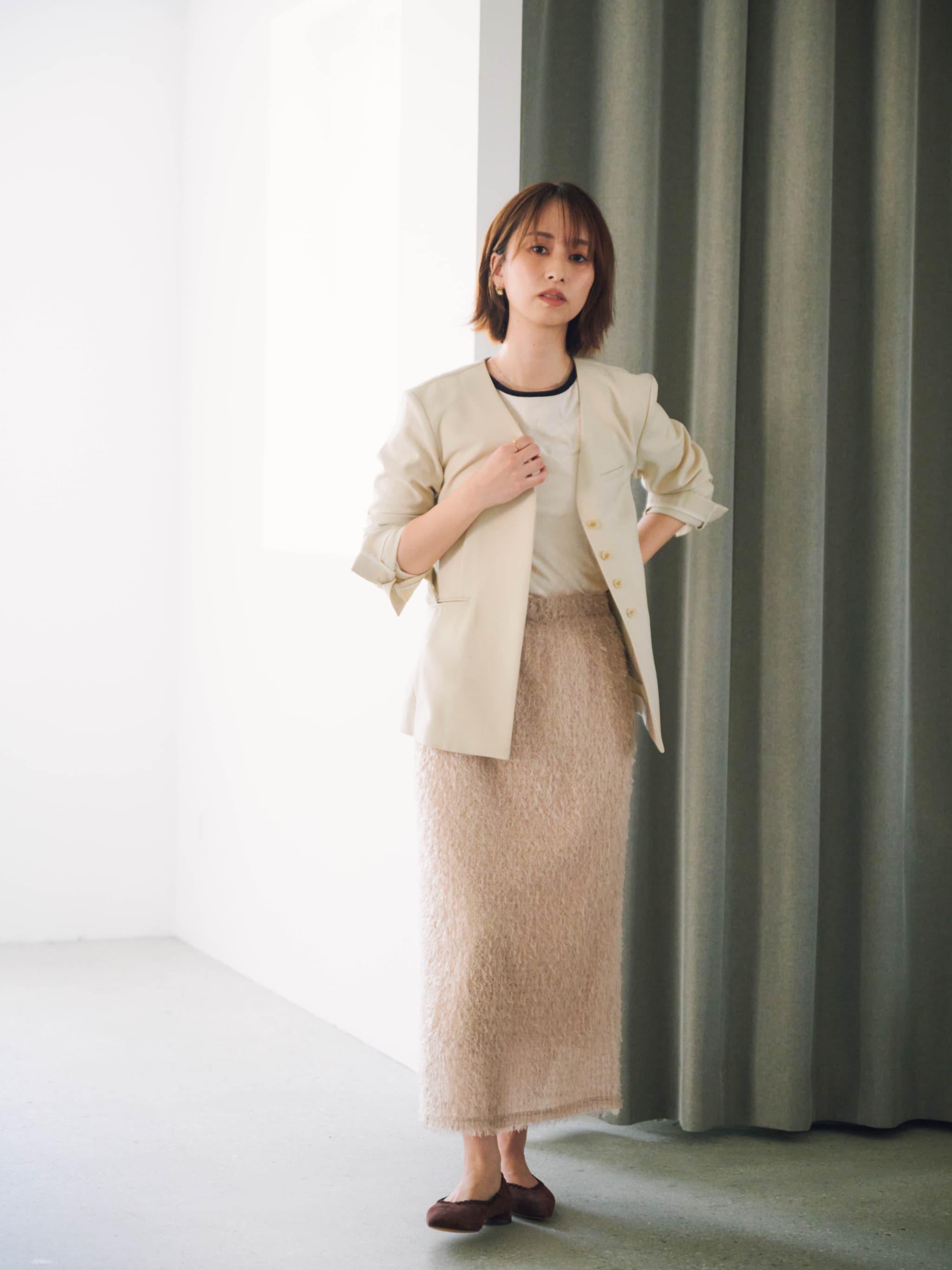ベルト付きノーカラージャケット | 小柄・低身長女性向けファッション