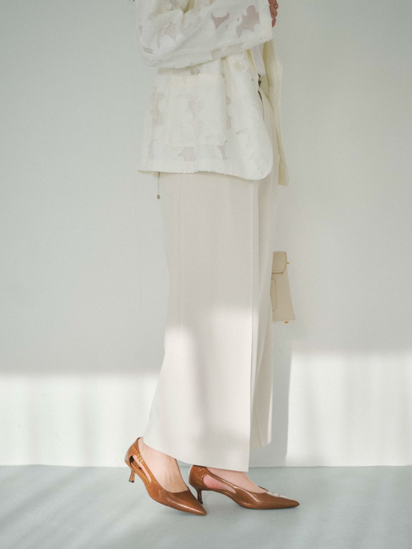 とろみツータックワイドパンツ-short & regular　[通常]