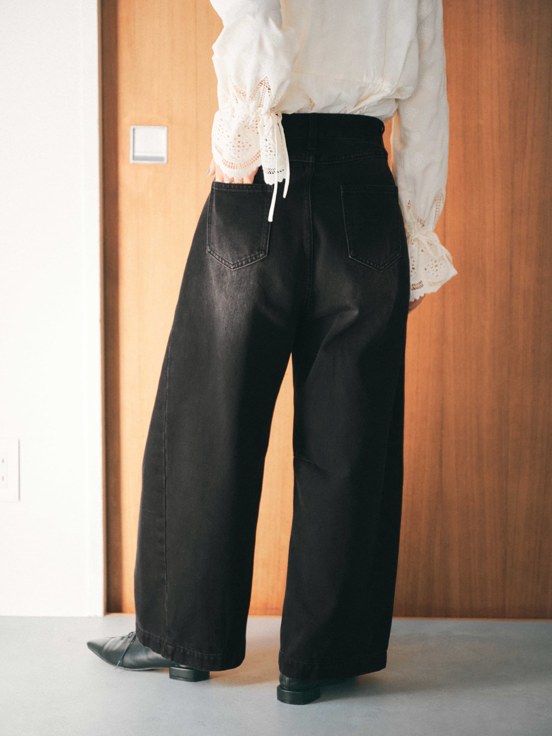 STRATA バレルデニムパンツ XSサイズ ブラック バレルデニムパンツ | 小柄・低身長女性向けファッション通販