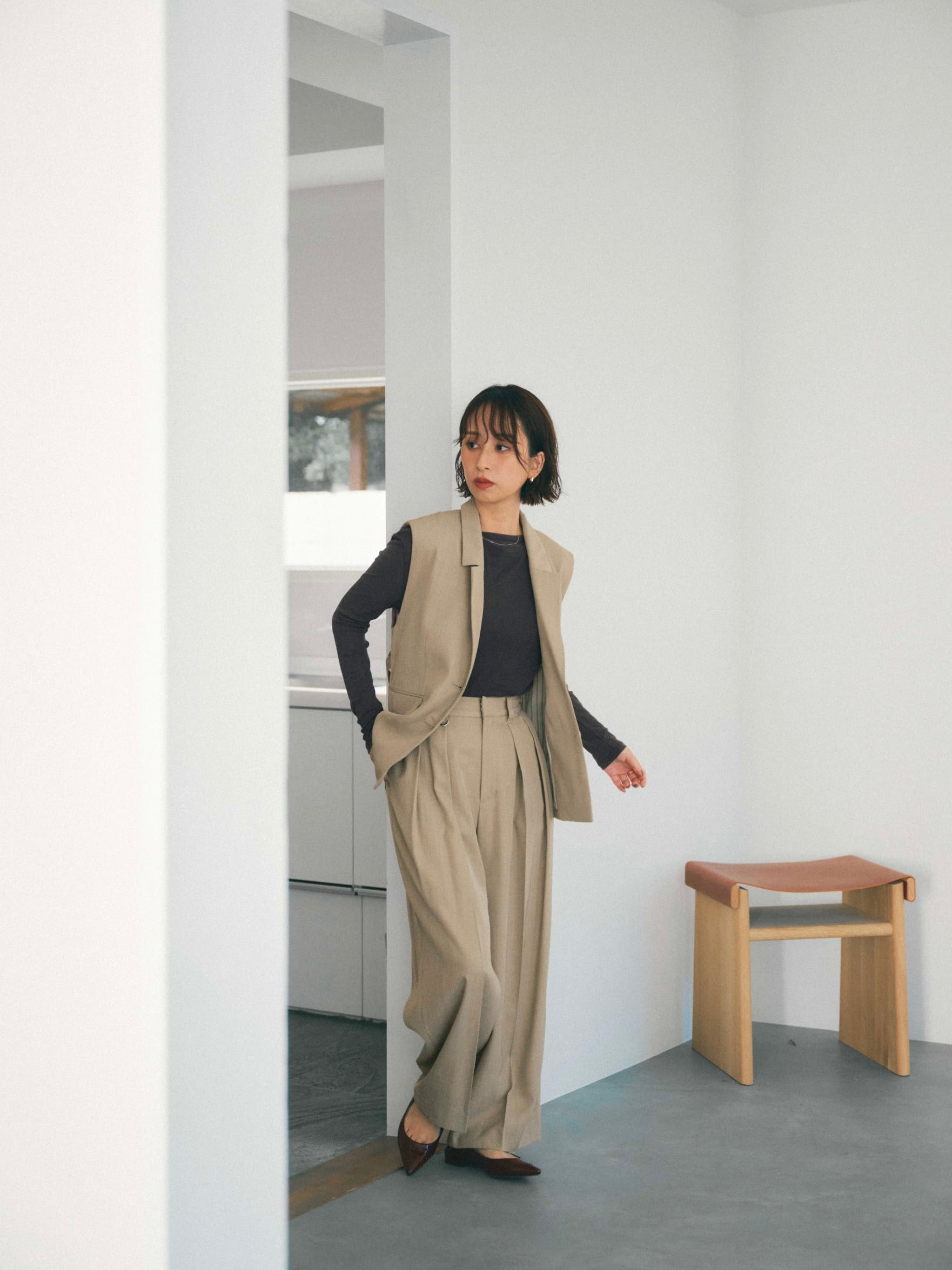 ウールツイル2タックスラックス | 小柄・低身長女性向けファッション