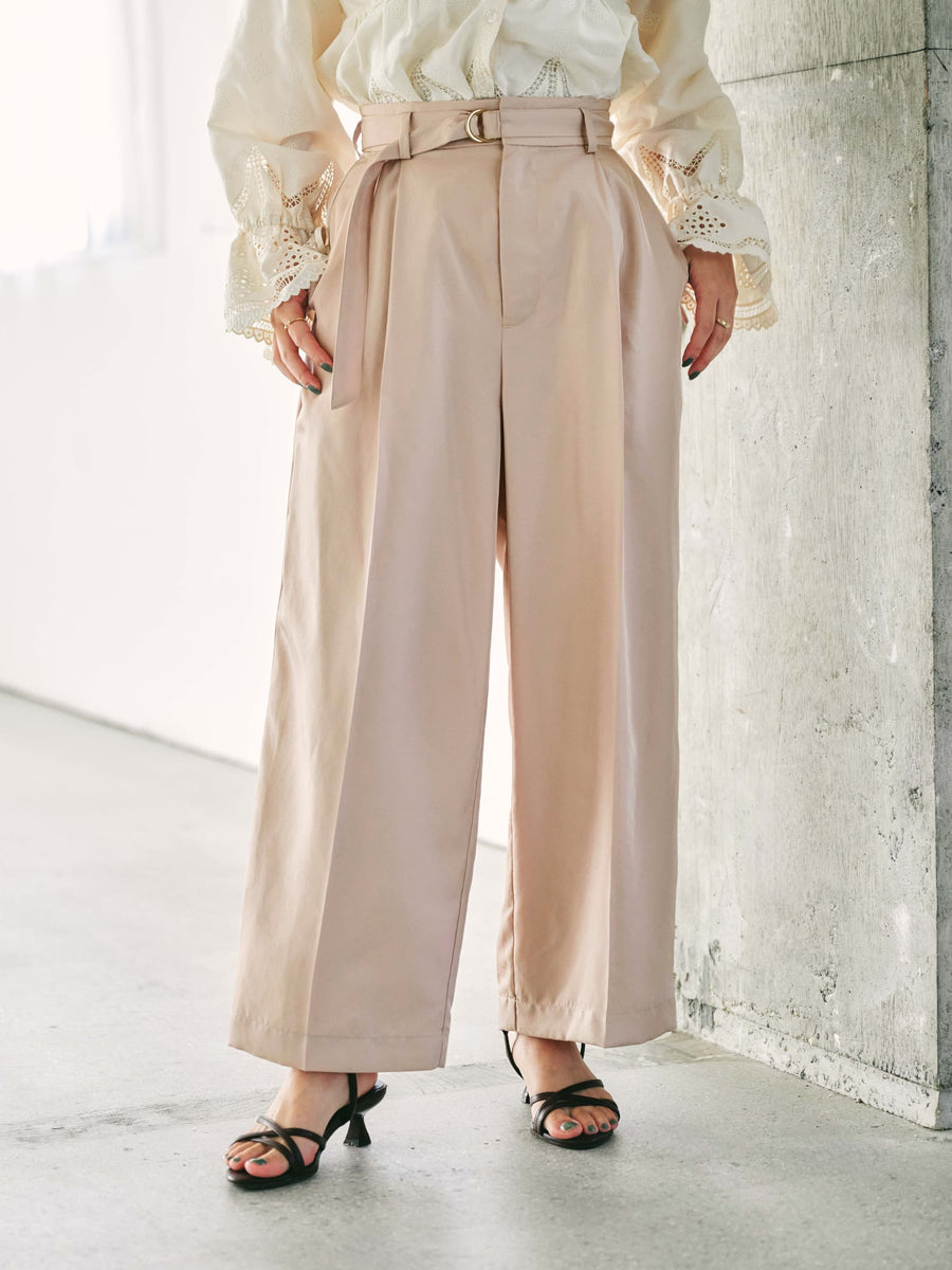 154cm | B:78 W:61 H:86 股下:67 | XS着用