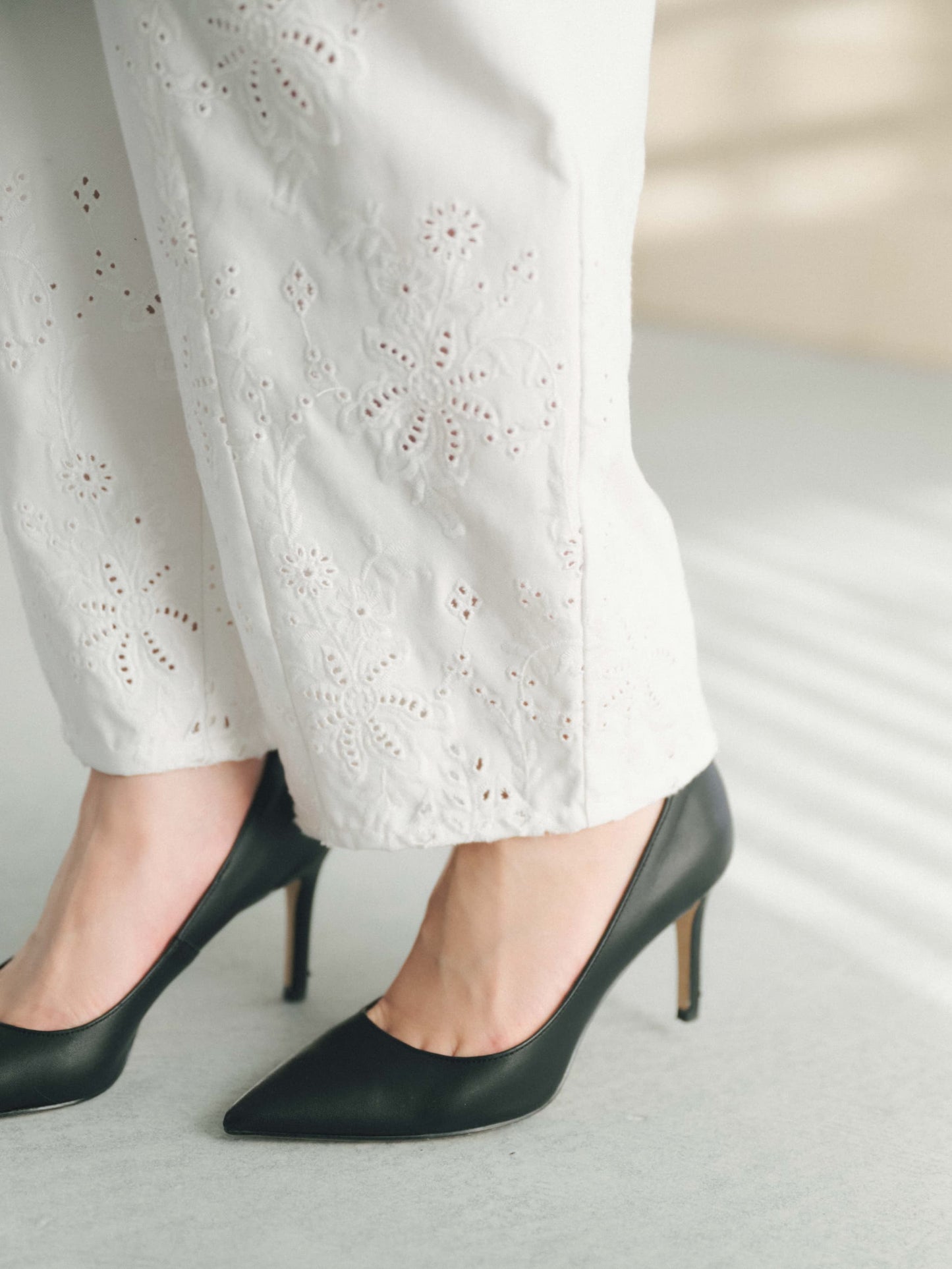 エンブロイダリーカーブタックパンツ-short & regular　[通常]