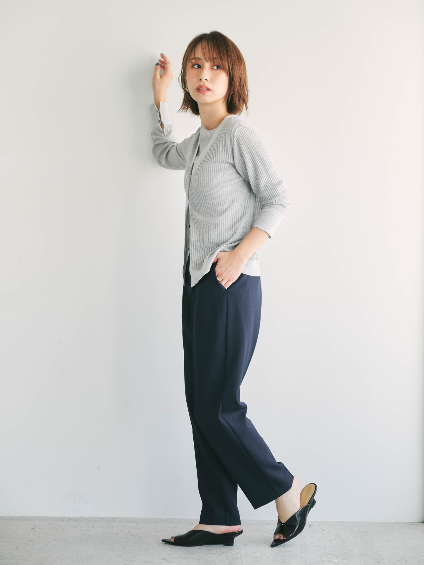 ナローベルトタックテーパードパンツ　[通常]