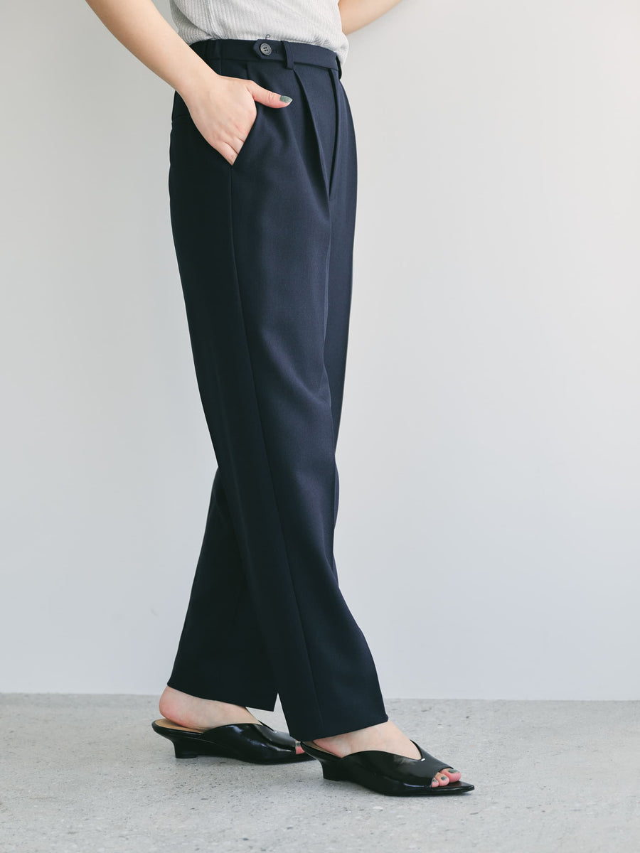 ナローベルトタックテーパードパンツ　[通常]