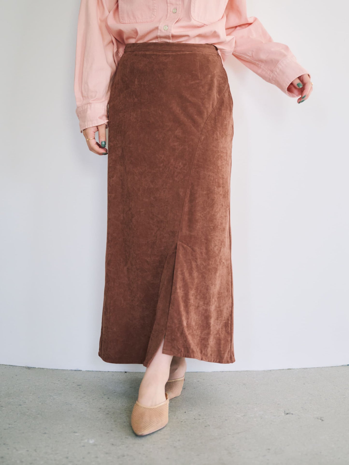 154cm | B:78 W:61 H:86 股下:67 | regular着用