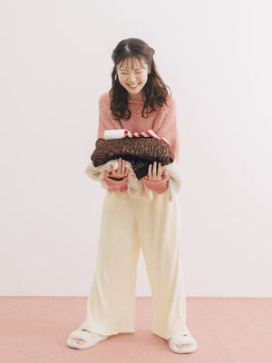 148cm | B:72 W:61 H:88 股下:68 | regular着用