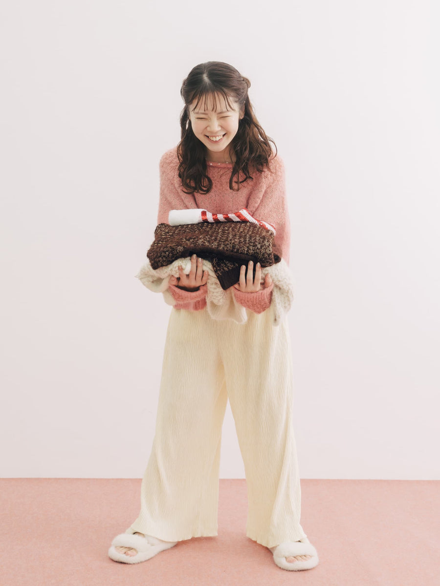 148cm | B:72 W:61 H:88 股下:68 | regular着用