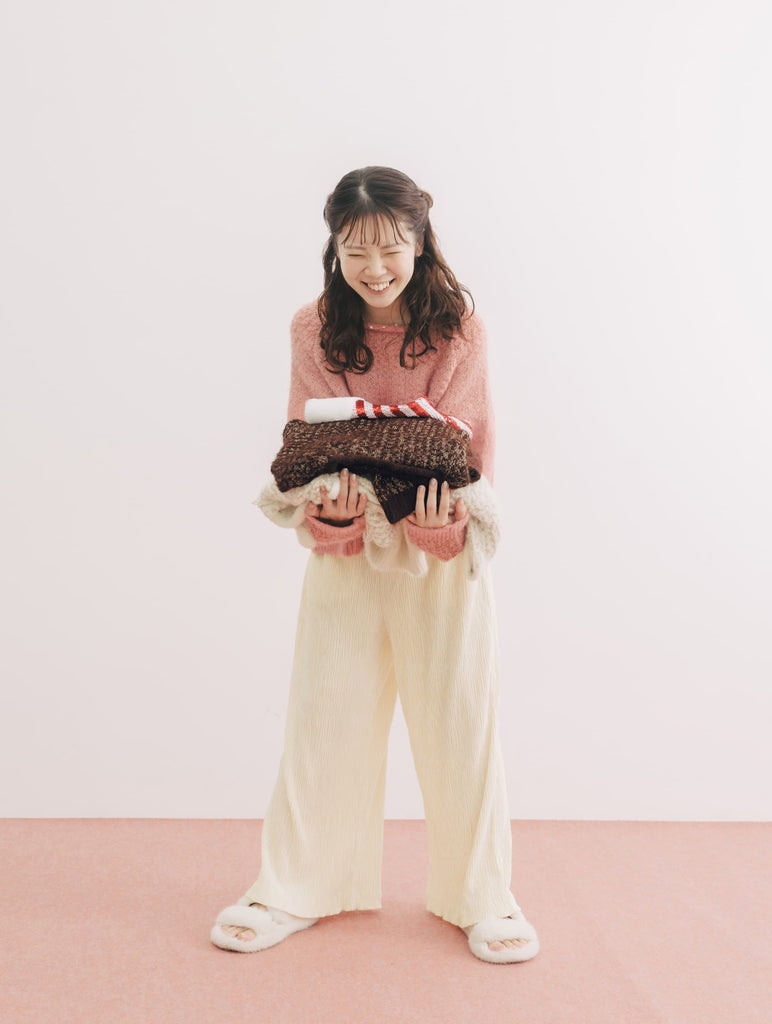 YUNA SANTA is COMING 2025