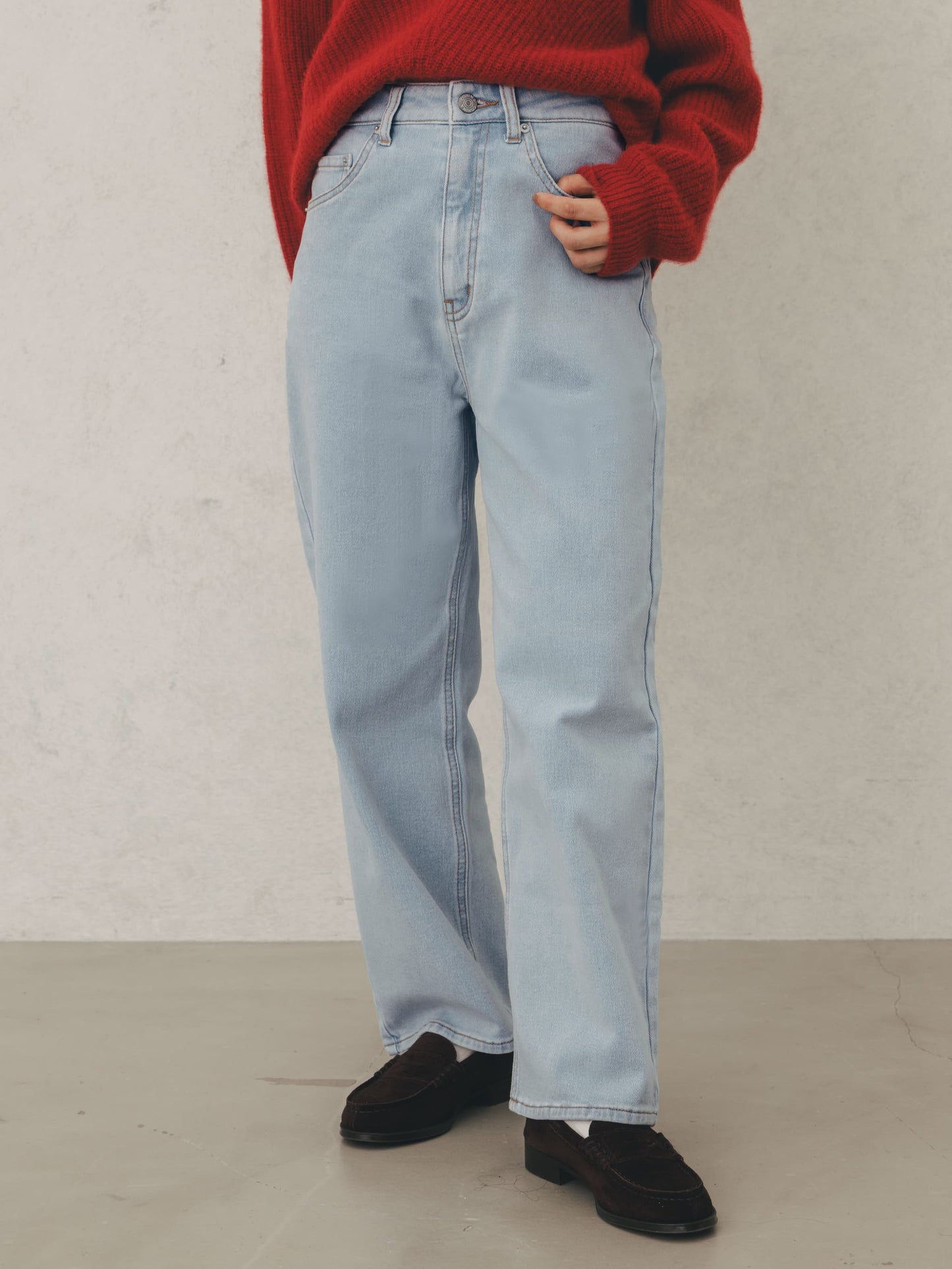 143cm | B:73 W:60 H:81 股下:65  | short-XS着用