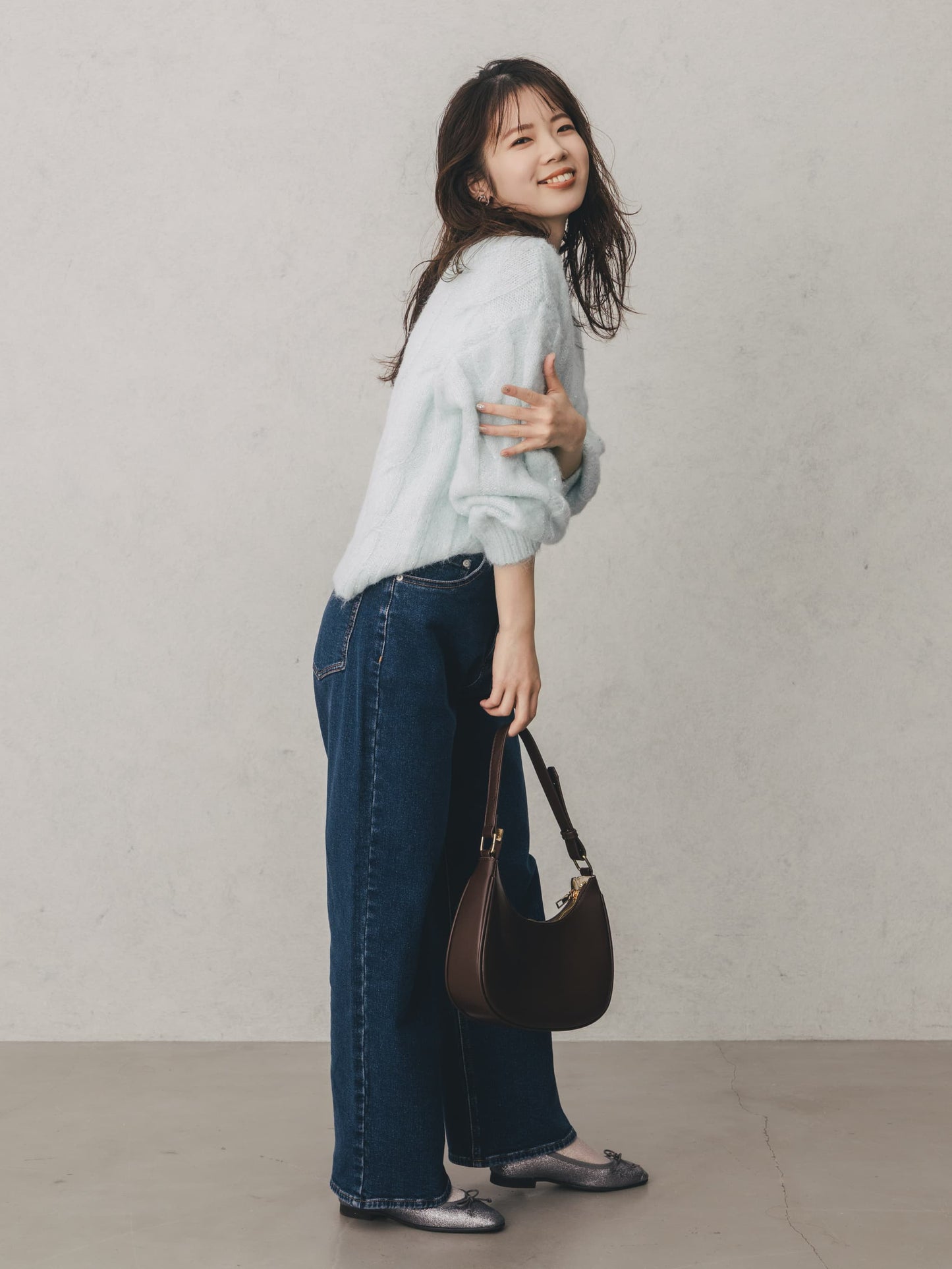 ウォームセミワイドストレートデニム-short & regular　[通常]