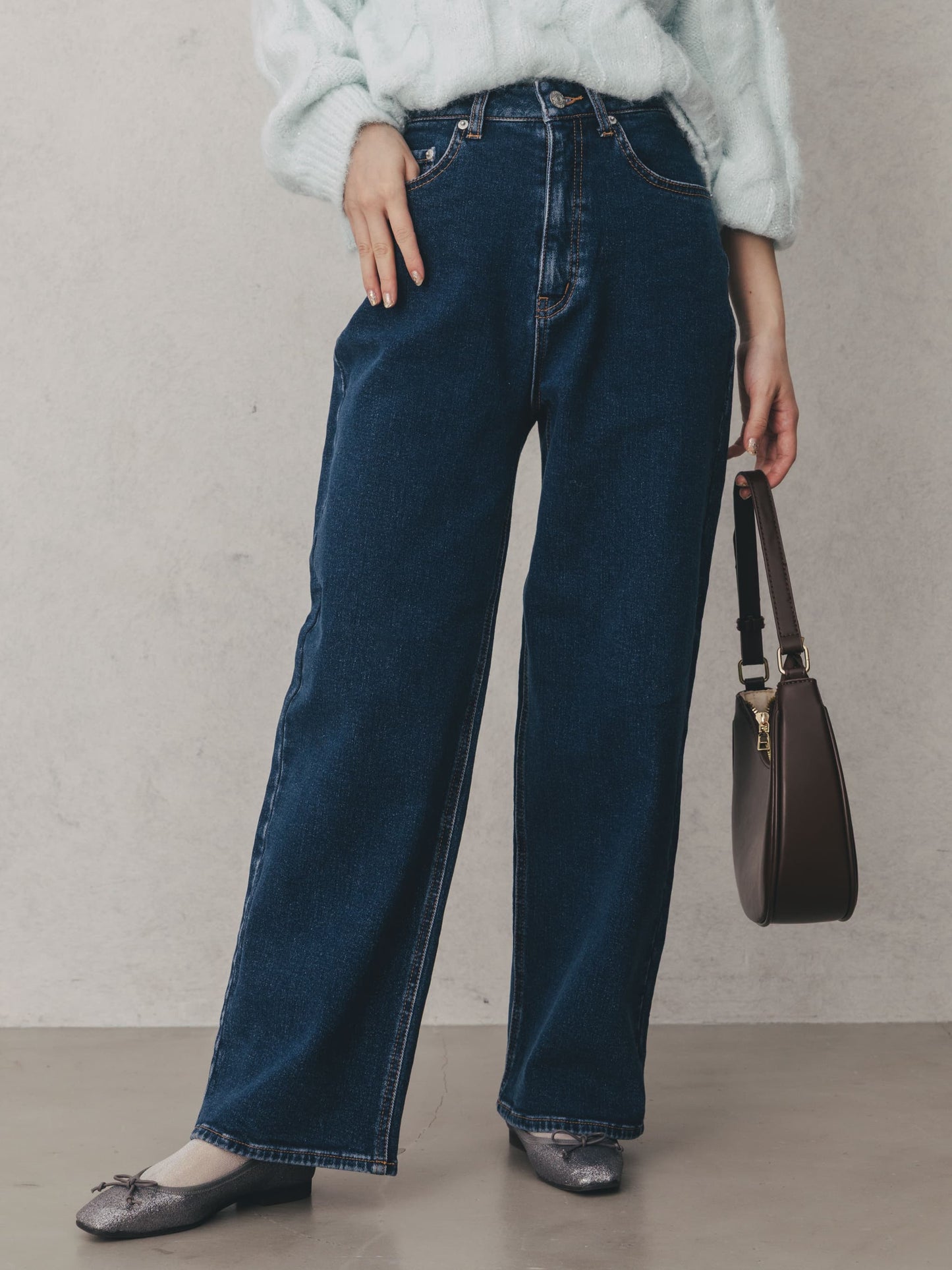 ウォームセミワイドストレートデニム-short & regular　[通常]