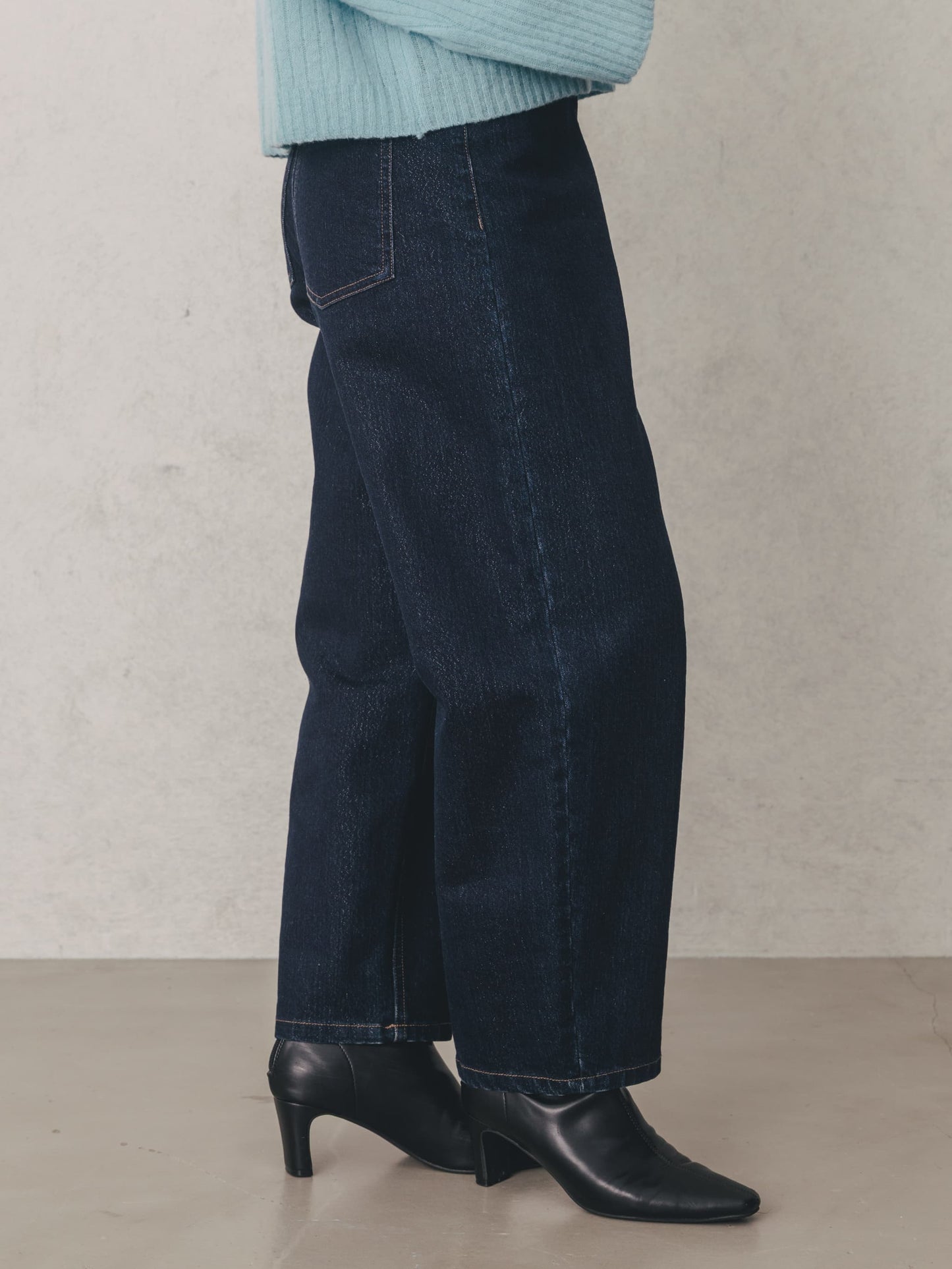 143cm | B:73 W:60 H:81 股下:65  | short-XS着用