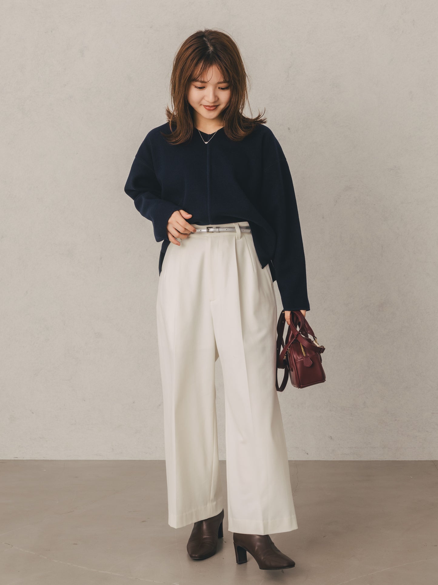 143cm | B:73 W:60 H:81 股下:65  | short-XS着用