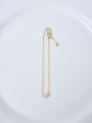 ※こちらが実物のカラーに一番お色味が近くなっております。（オパール）<br>