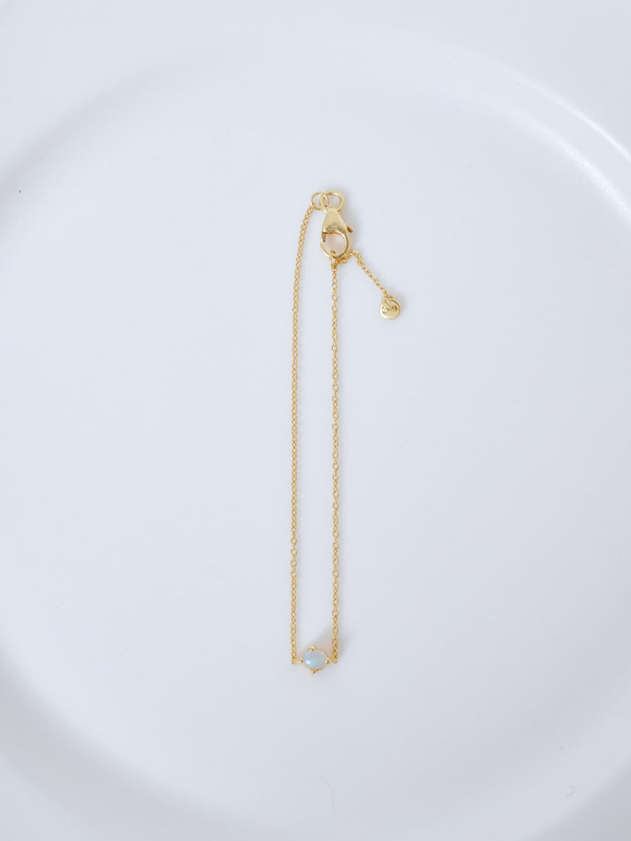 ※こちらが実物のカラーに一番お色味が近くなっております。（オパール）<br>