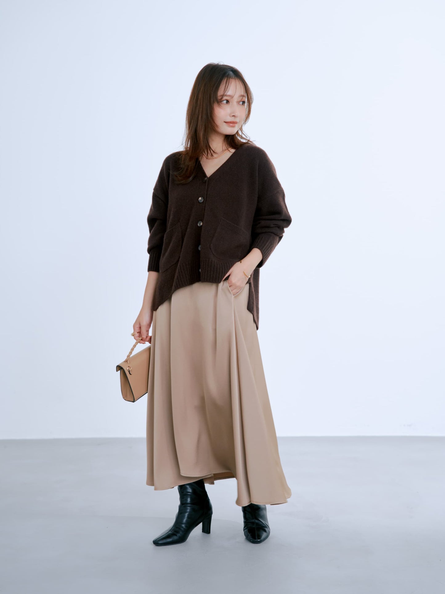 アシメラインサテンフレアスカート-short & regular　[通常]