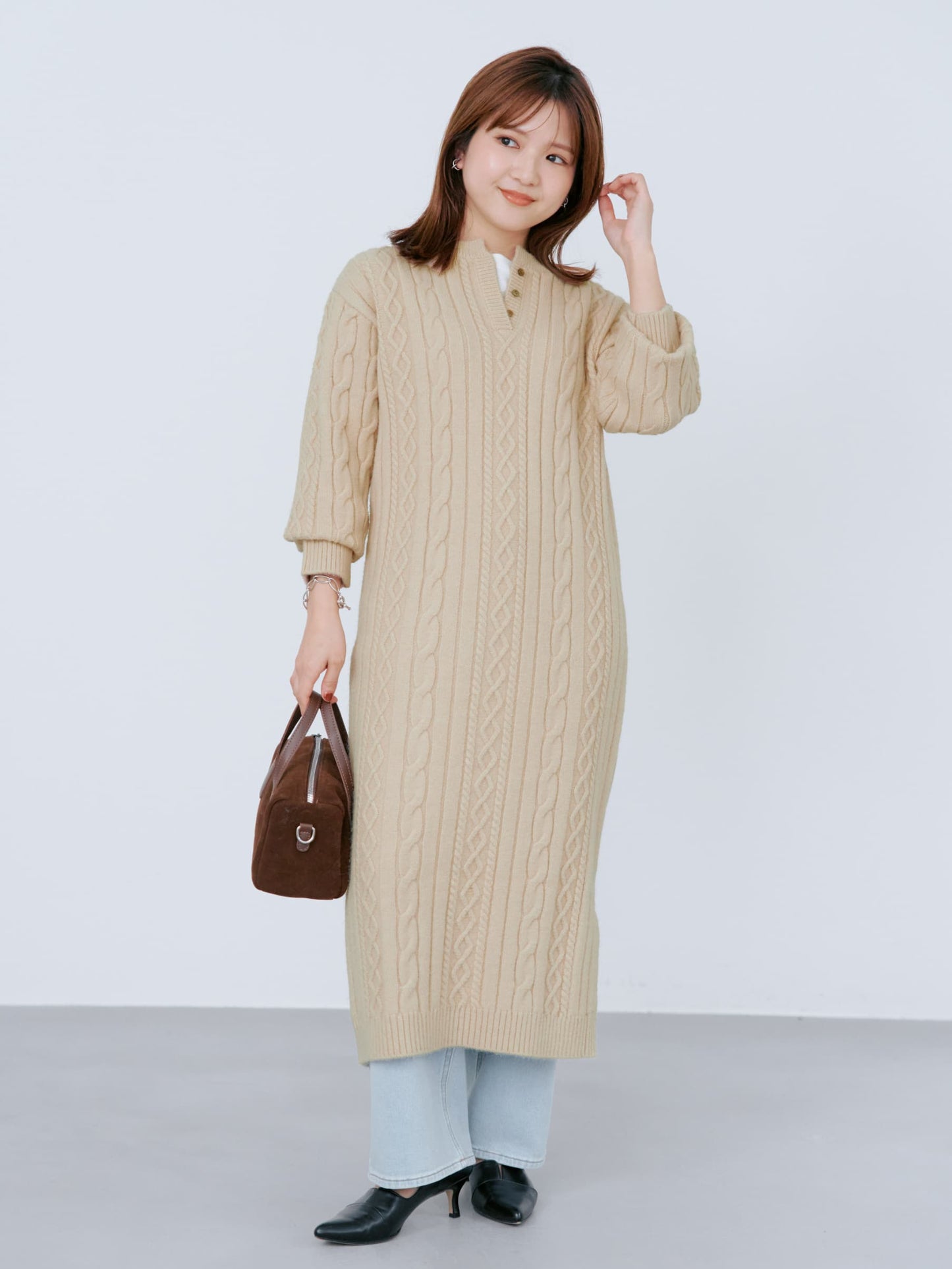 143cm | B:73 W:60 H:81 股下:65  | short-XS着用