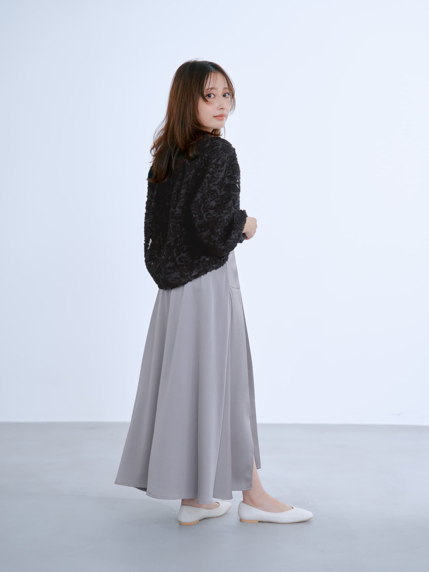 カットジャカードタックデザインブラウス　[通常]