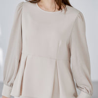 ライトベージュ