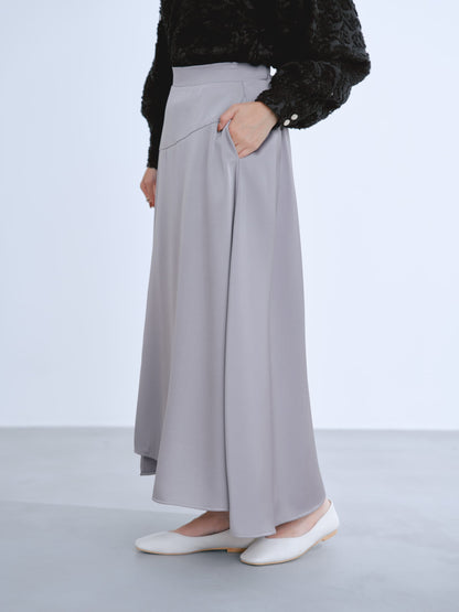 149cm | B:77 W:60 H:83 股下:68.5 | regular-XS着用