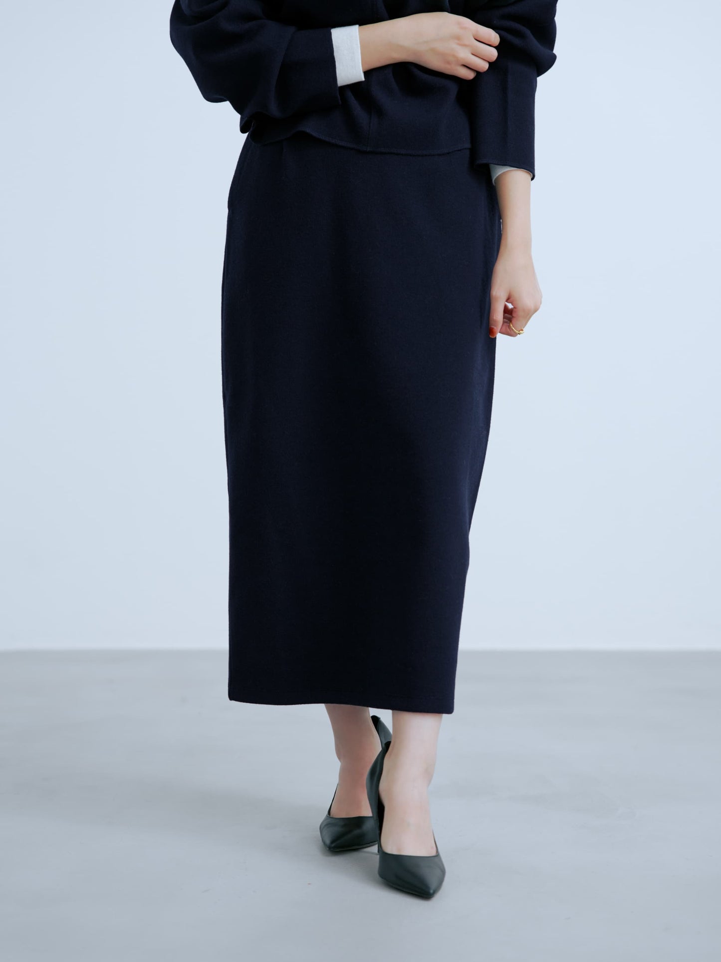 149cm | B:77 W:60 H:83 股下:68.5 | regular-XS着用