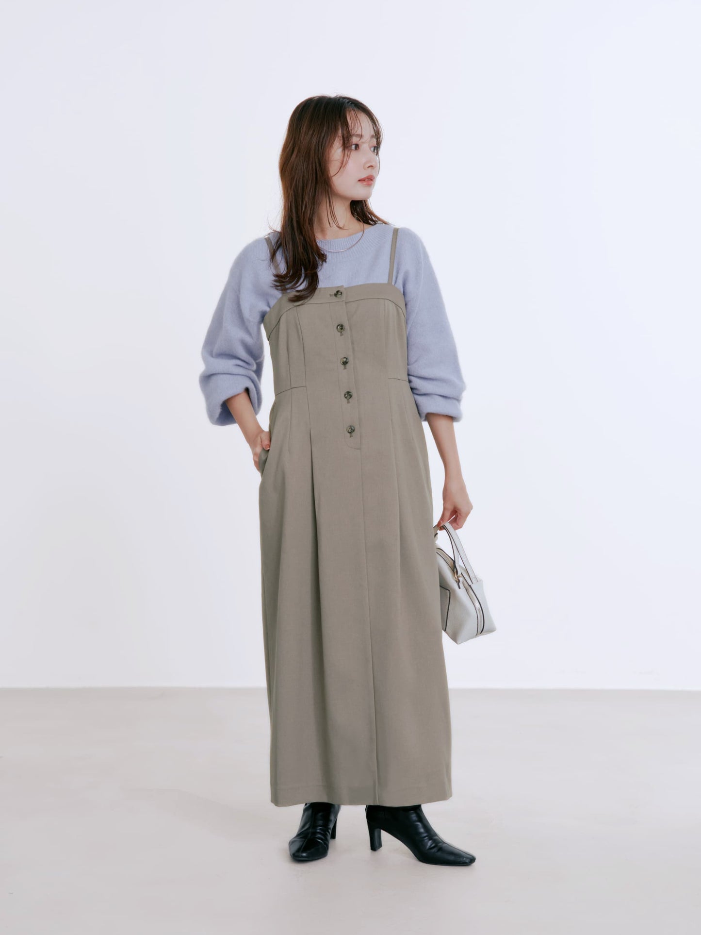 149cm | B:77 W:60 H:83 股下:68.5 | regular着用