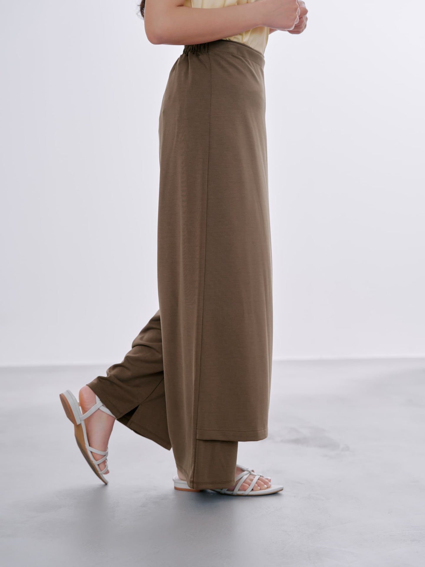 149cm | B:77 W:60 H:83 股下:68.5 | regular着用